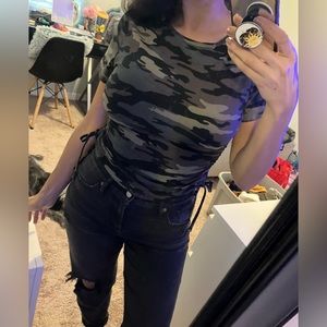 Camo adjustable side top